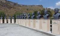 Kars_Belediyesi_Halk_Ozanlari_Fiber_Bust_Imalati_1