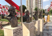 Corum_Belediyes_16_Adet_Turk_Buyukleri_Bustu_Satis