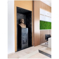 Sivil Kıyafetli Fiber Atatürk Büstü Fiyatları